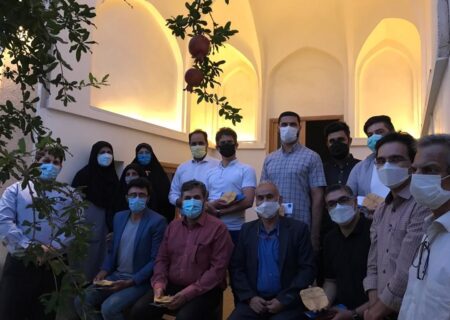 تجلیل از خبرنگاران در خانه قدیمی مرحوم «صمدی» اولین عکاس و خبرنگار قاین