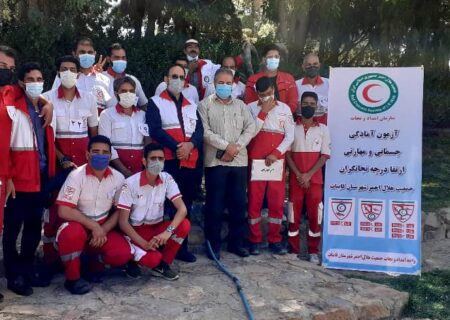 برگزاری آزمون  ارتقای درجه نجاتگران جمعیت هلال احمر قاینات