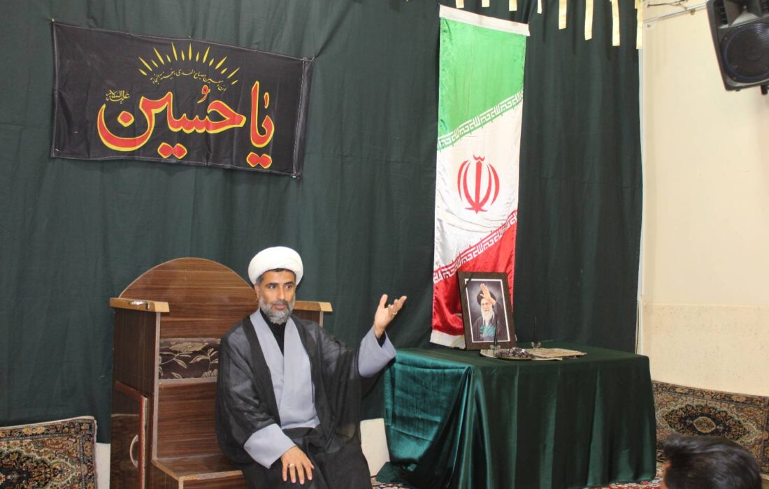مراسم یادبود رهبر شهید در دانشگاه بزرگمهر قائنات برگزار شد