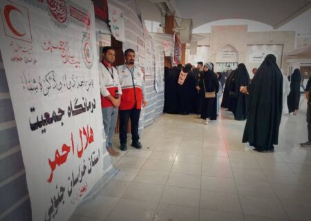 ارائه خدمات درمانی درمانگاه های هلال‌احمر خراسان‌جنوبی مستقر در کاظمین به زائران
